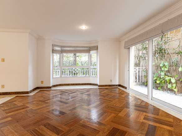 Casa ampla em condomínio exclusivo no Morumbi