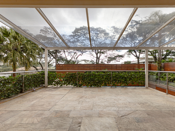Elegante Residência em Condomínio Exclusivo no Morumbi
