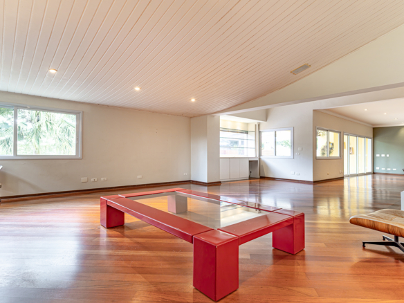 Elegante Residência em Condomínio Exclusivo no Morumbi