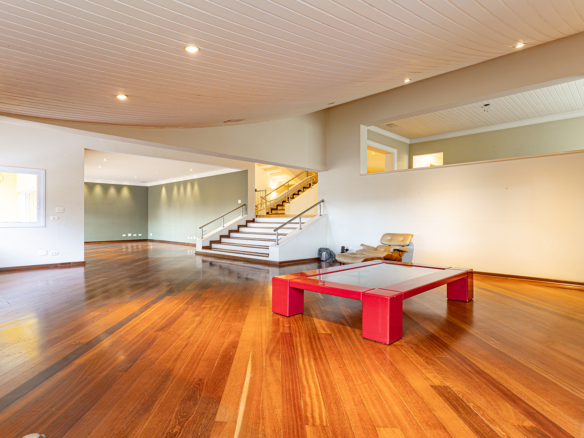 Elegante Residência em Condomínio Exclusivo no Morumbi