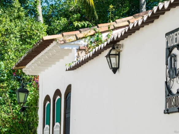 Residência Histórica de Alto Padrão em Paraty — Charme, Exclusividade e Estilo de Vida Único