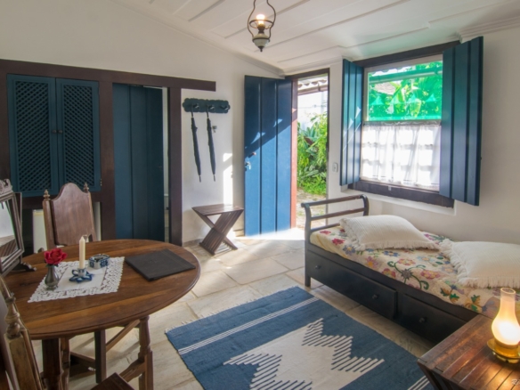 Residência Histórica de Alto Padrão em Paraty — Charme, Exclusividade e Estilo de Vida Único