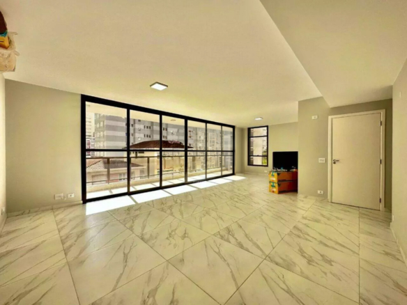 Apartamento a venda | 4 quartos (2 suítes) | 2 vagas | Pitangueiras | Guarujá