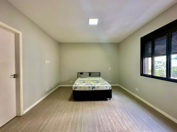 Apartamento a venda | 4 quartos (2 suítes) | 2 vagas | Pitangueiras | Guarujá