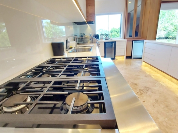 Apartamento duplex a venda com varanda | Vista Mar | Condomínio As Gaivotas