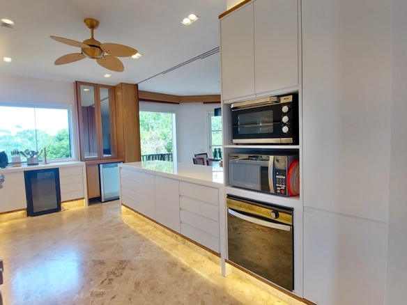 Apartamento duplex a venda com varanda | Vista Mar | Condomínio As Gaivotas
