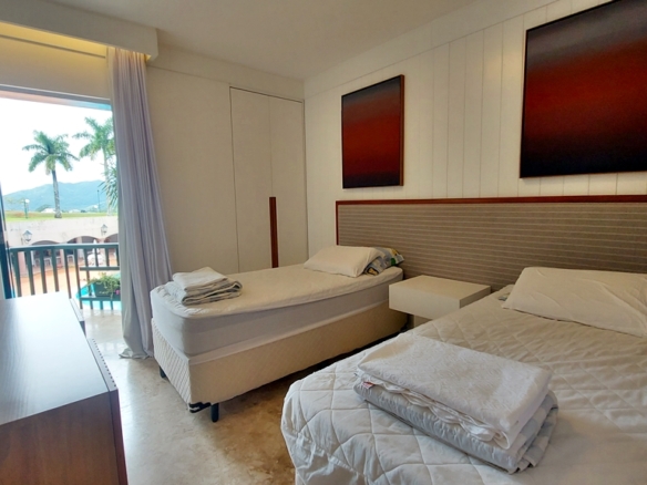Apartamento duplex a venda com varanda | Vista Mar | Condomínio As Gaivotas