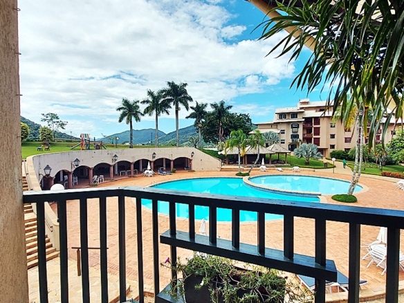 Apartamento duplex a venda com varanda | Vista Mar | Condomínio As Gaivotas