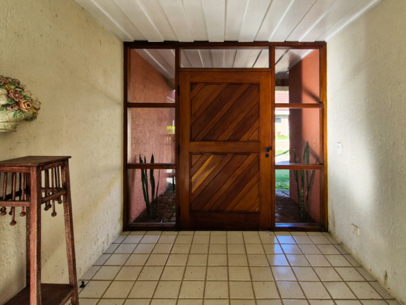 Casa a venda com 5 dormitórios em condomínio na Praia Dura | Ubatuba