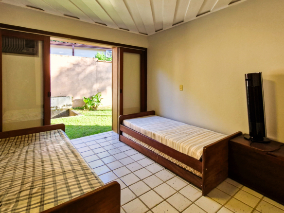 Casa a venda com 5 dormitórios em condomínio na Praia Dura | Ubatuba