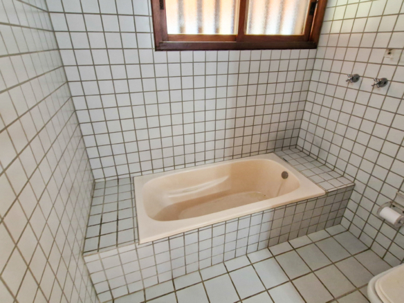 Casa a venda com 5 dormitórios em condomínio na Praia Dura | Ubatuba