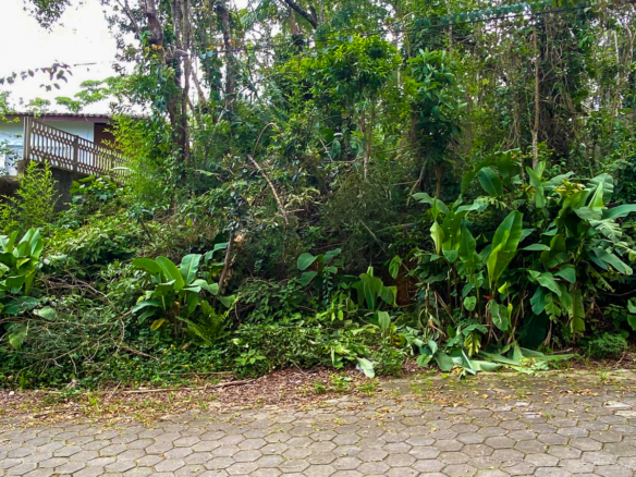 Terreno para Venda em Condomínio Roteiro do Sol – Caraguatatuba.