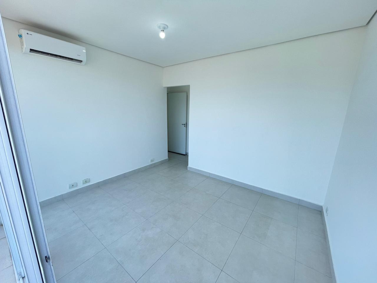 Apartamento para Venda com 3 quartos, em POIARES com 130m²