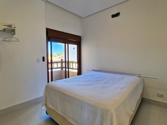 Casa Nova de Alto Padrão a venda na Praia da Mococa | Arquitetura Contemporânea e Lazer Privativo
