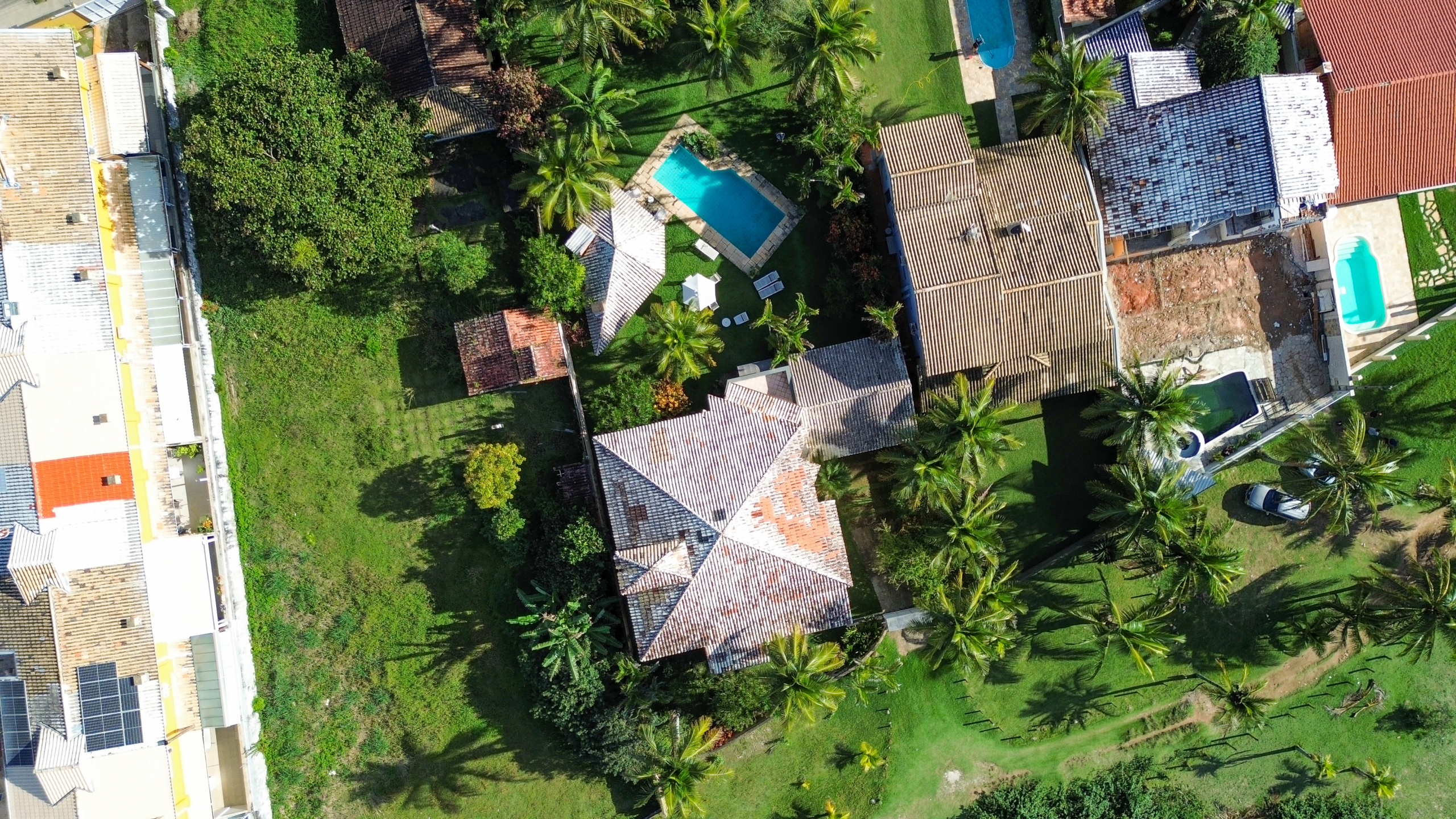 Frente mar a venda exclusiva na Praia do Capricórnio – Um Refúgio de Luxo em Caraguatatuba