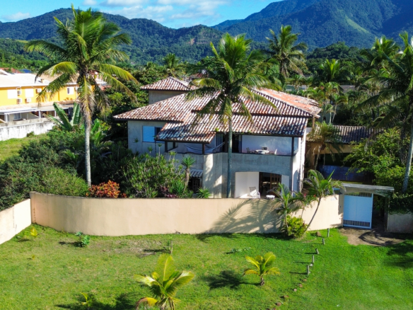 Frente mar a venda exclusiva na Praia do Capricórnio – Um Refúgio de Luxo em Caraguatatuba