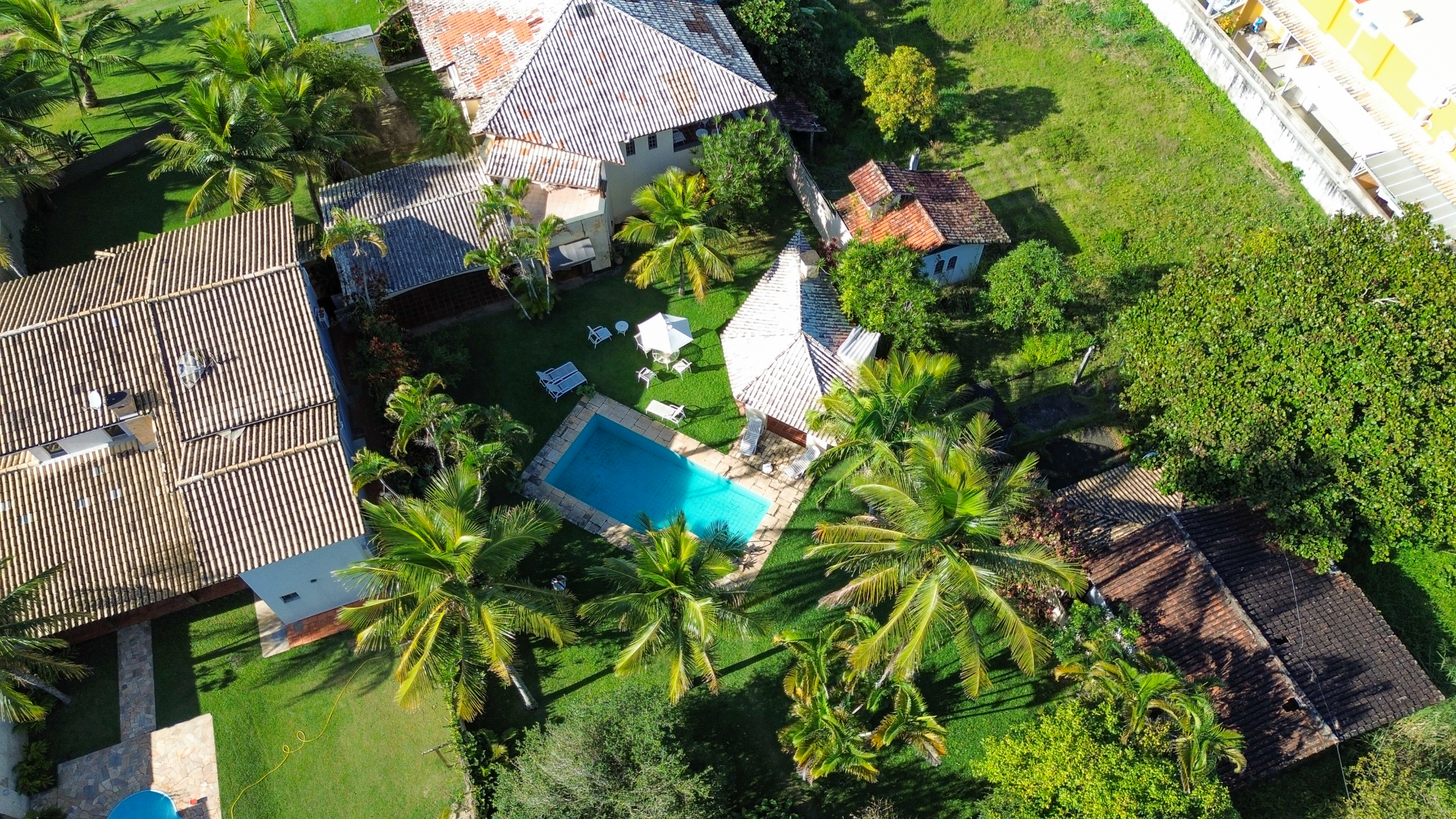 Frente mar a venda exclusiva na Praia do Capricórnio – Um Refúgio de Luxo em Caraguatatuba