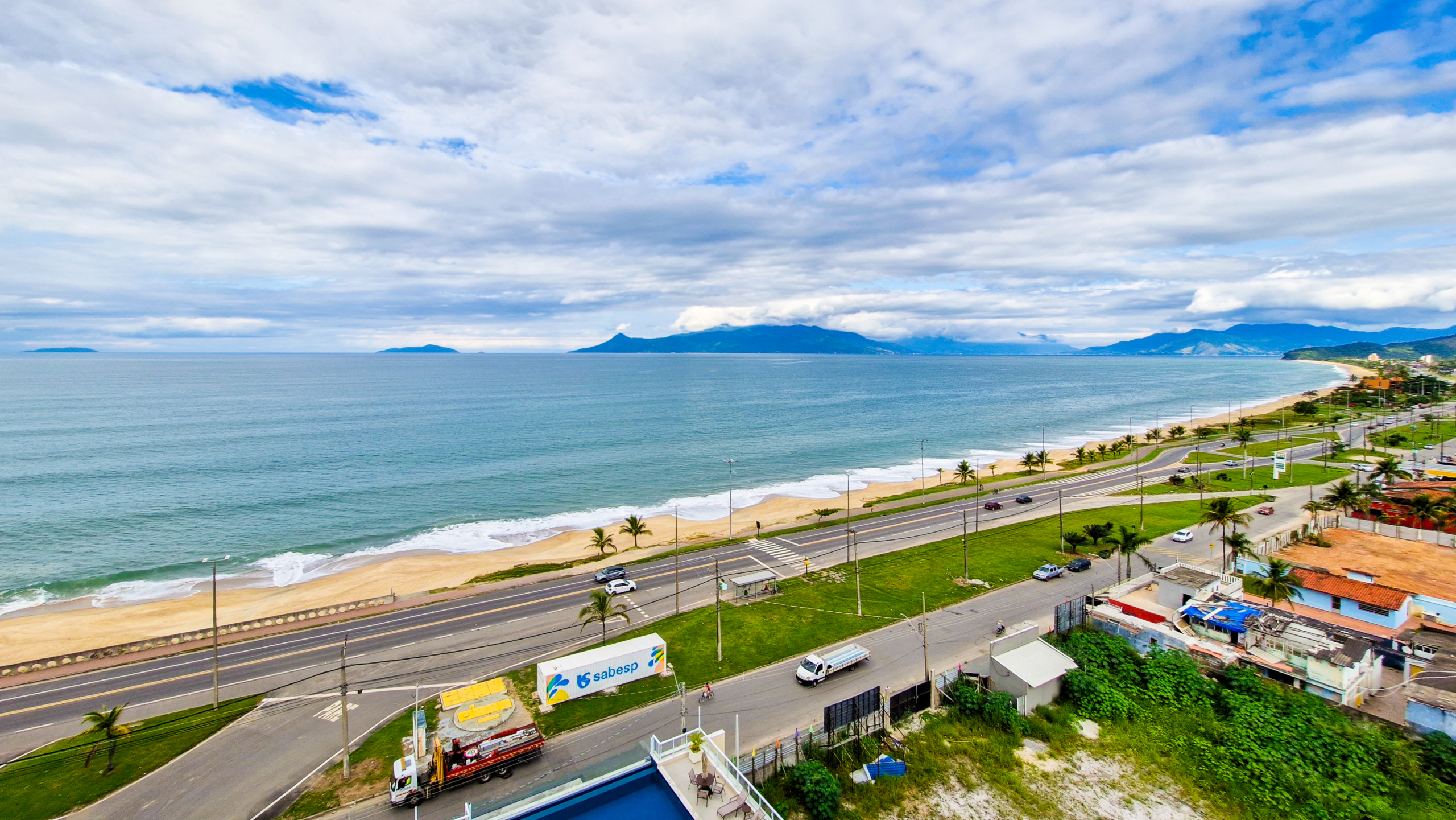 Apartamento Frente Mar à Venda na Praia de Massaguaçu – Caraguatatuba/SP