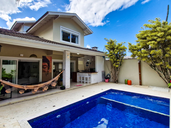 Casa alto padrão a venda | 5 suítes | Jardim Primavera