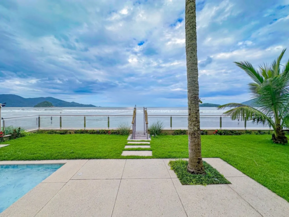 Casa de Condomínio Alto Padrão a venda | Praia do Sapê | Ubatuba