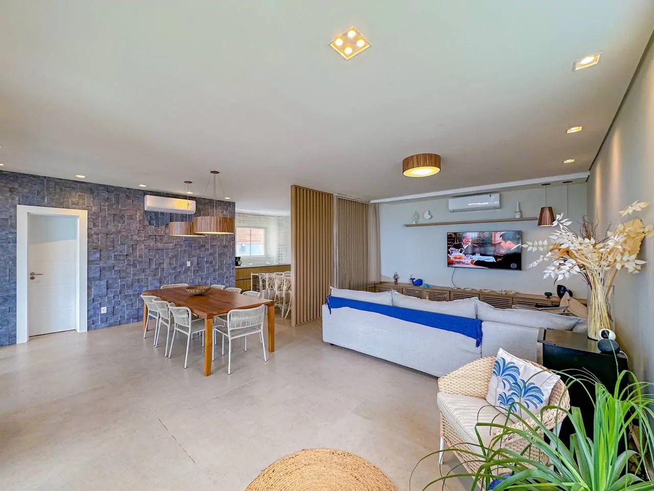 Casa de Condomínio Alto Padrão a venda | Praia do Sapê | Ubatuba