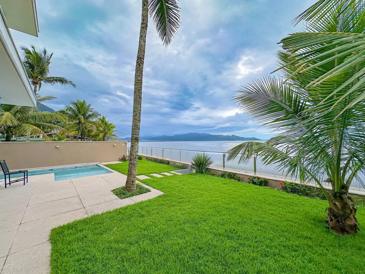 Casa de Condomínio Alto Padrão a venda | Praia do Sapê | Ubatuba