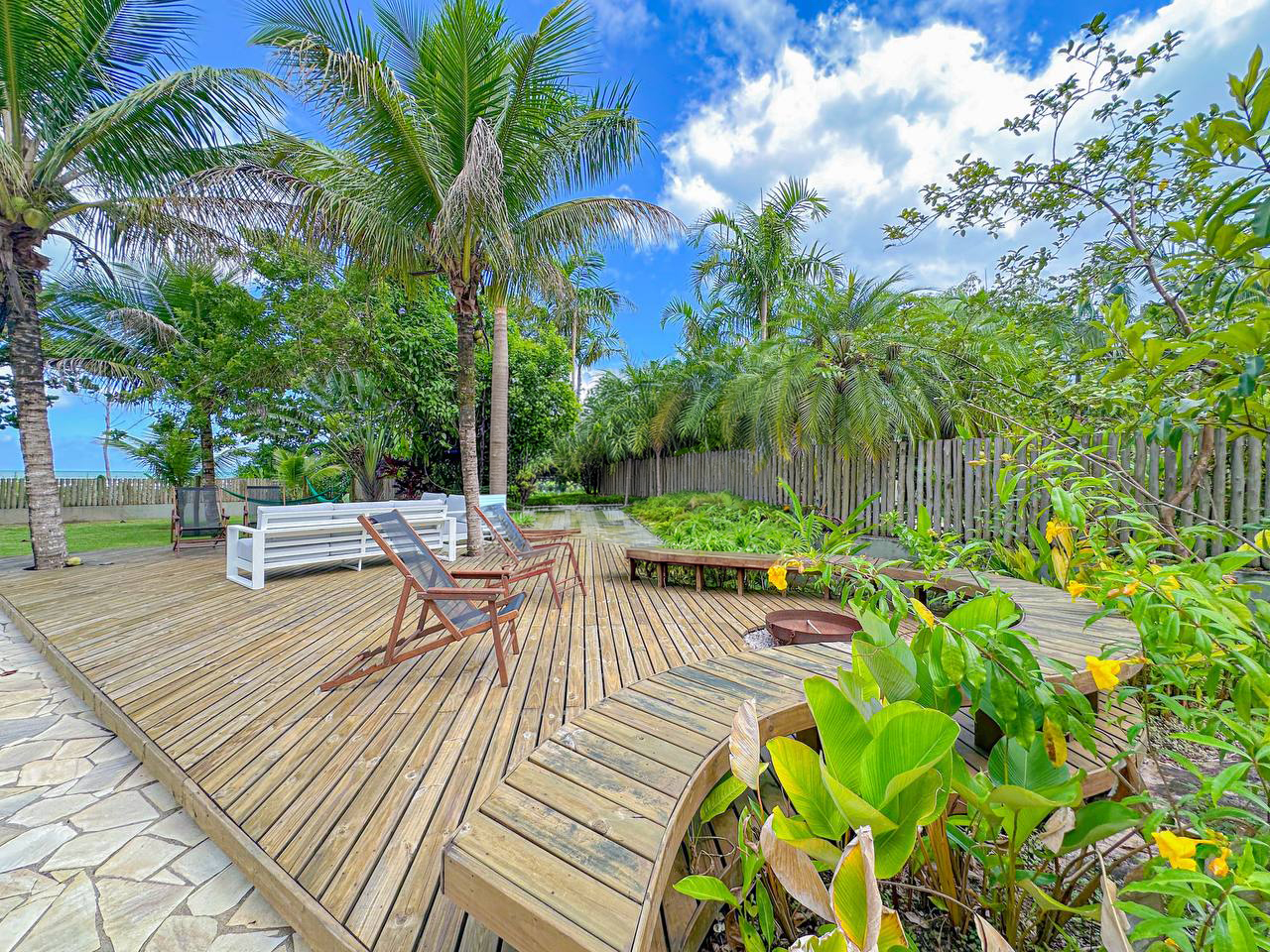 Casa Pé na Areia a venda | Praia Dura | Ubatuba – SP