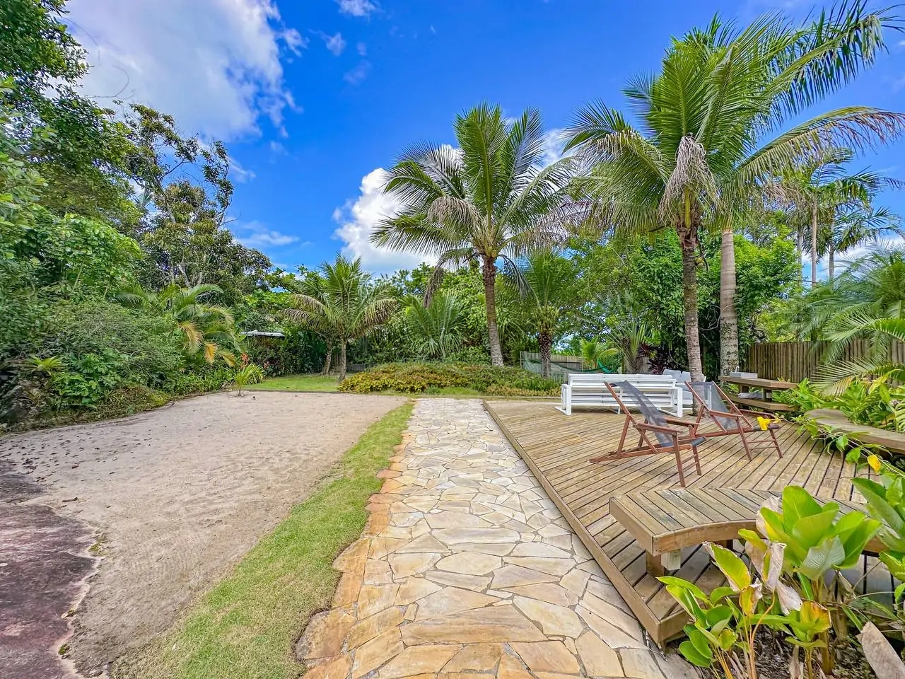 Casa Pé na Areia a venda | Praia Dura | Ubatuba – SP