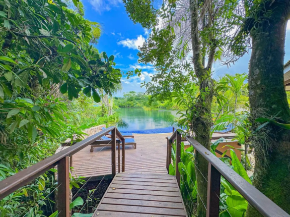 Casa Pé na Areia a venda | Praia Dura | Ubatuba – SP