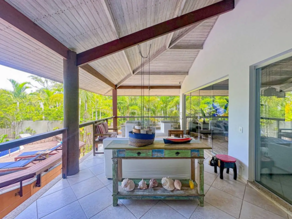 Casa Pé na Areia a venda | Praia Dura | Ubatuba – SP