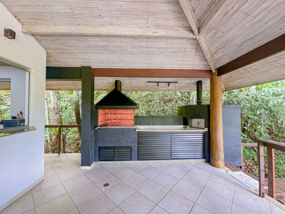 Casa Pé na Areia a venda | Praia Dura | Ubatuba – SP