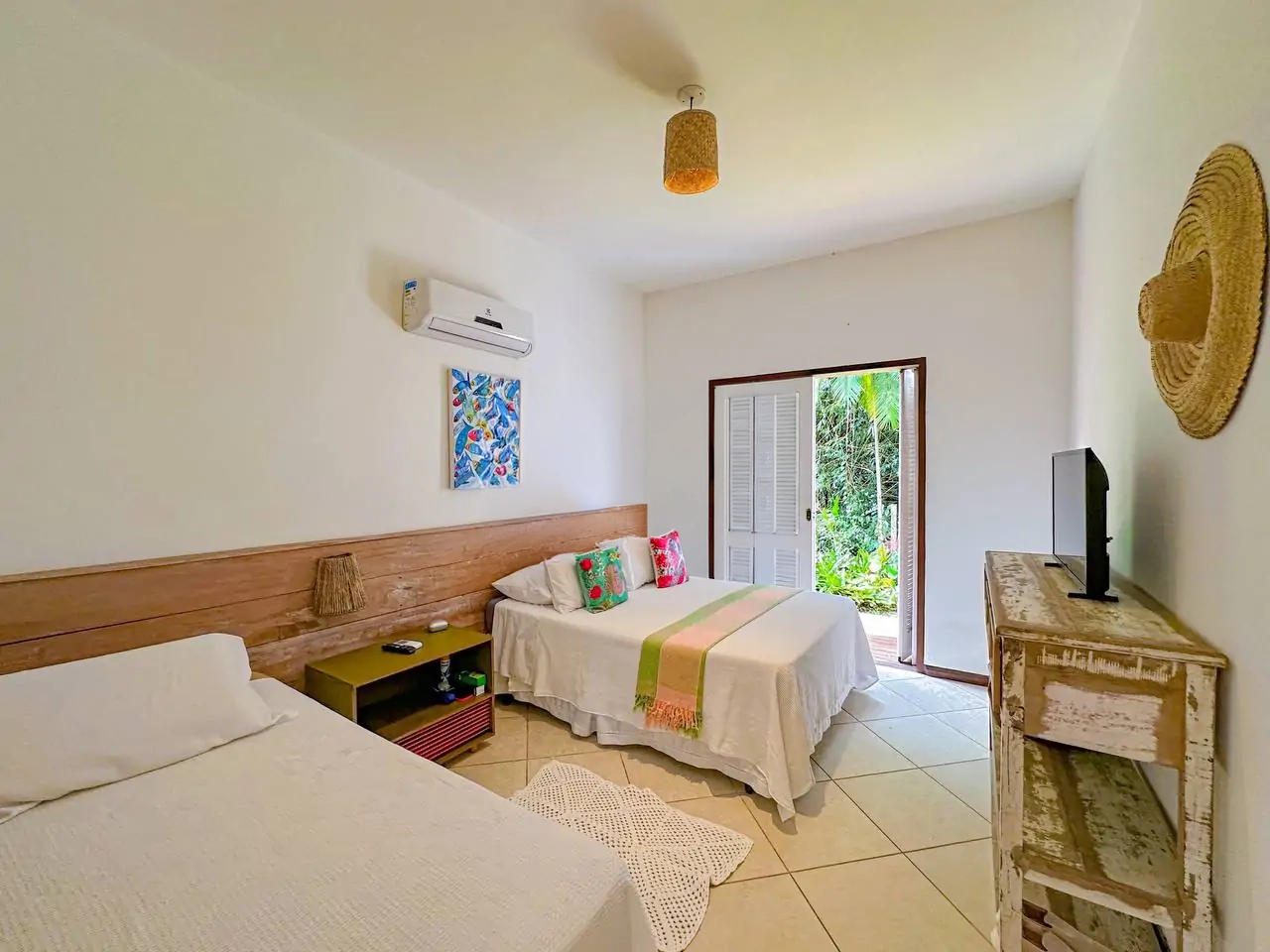 Casa Pé na Areia a venda | Praia Dura | Ubatuba – SP