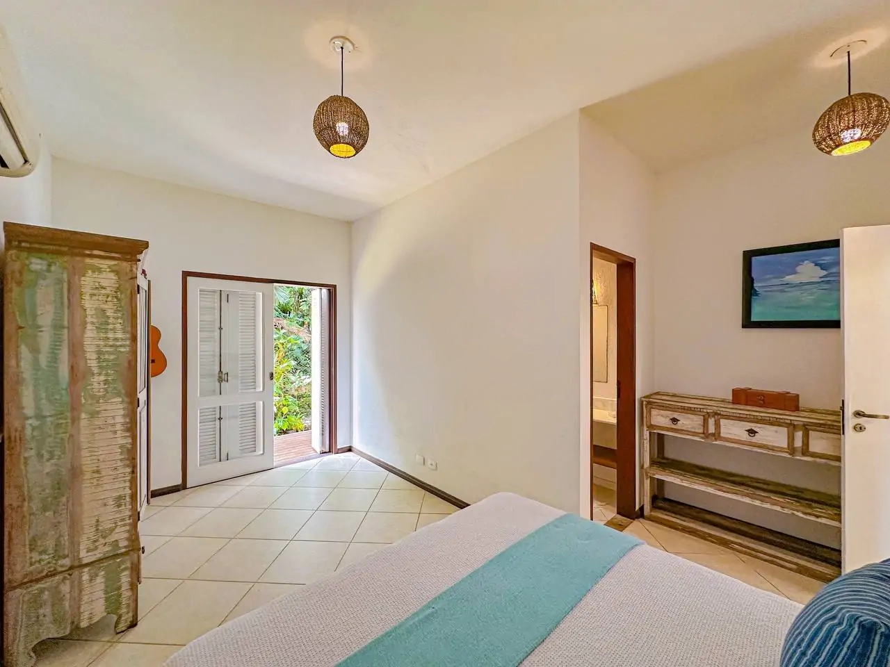 Casa Pé na Areia a venda | Praia Dura | Ubatuba – SP