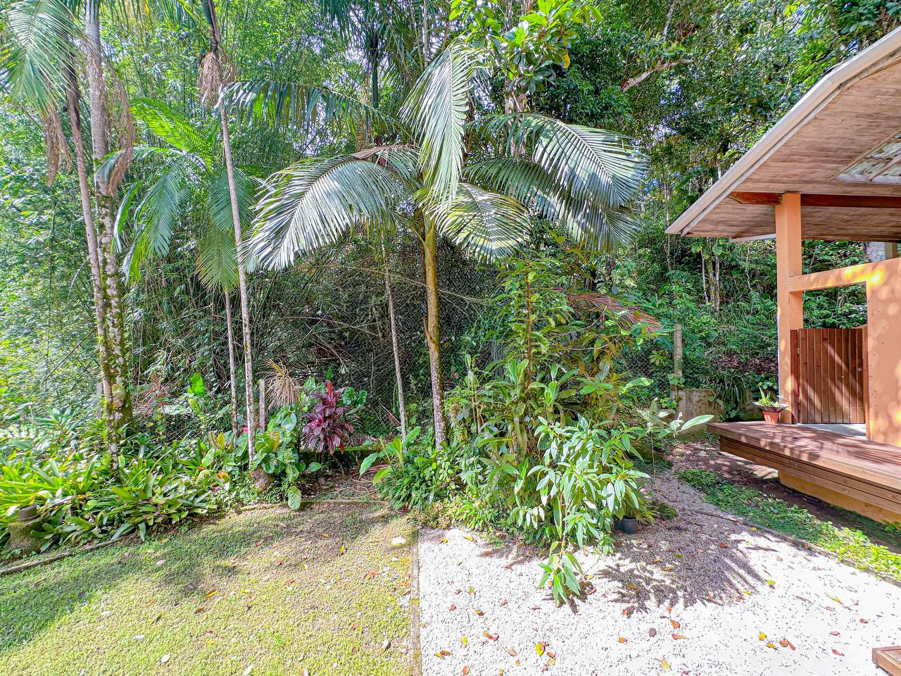 Casa Pé na Areia a venda | Praia Dura | Ubatuba – SP