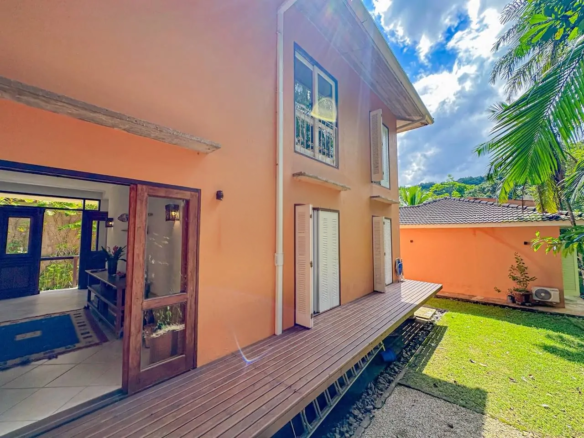 Casa Pé na Areia a venda | Praia Dura | Ubatuba – SP