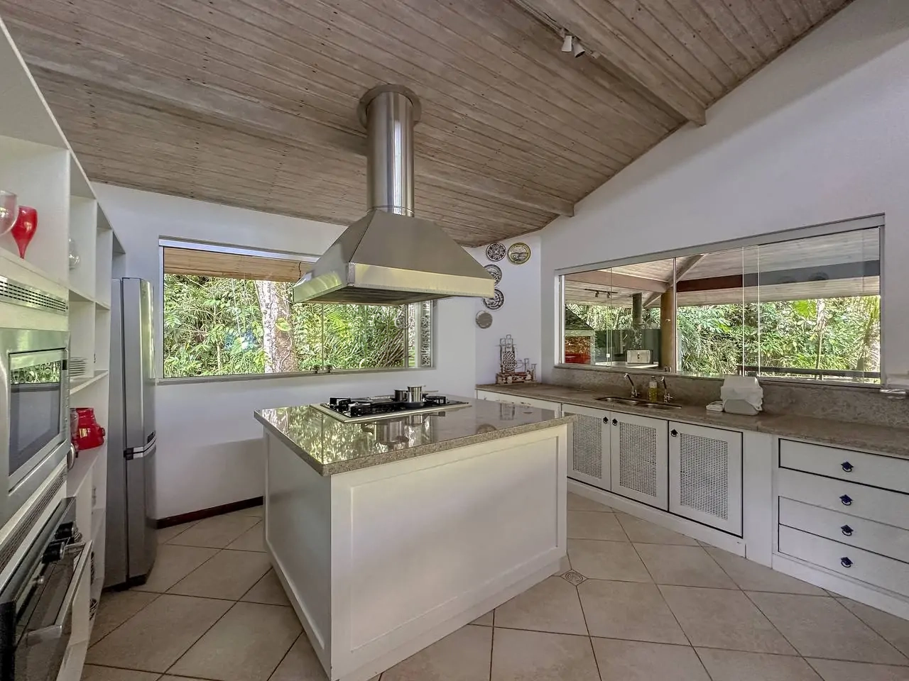 Casa Pé na Areia a venda | Praia Dura | Ubatuba – SP