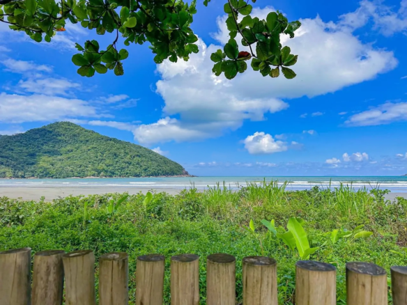 Casa Pé na Areia a venda | Praia Dura | Ubatuba – SP