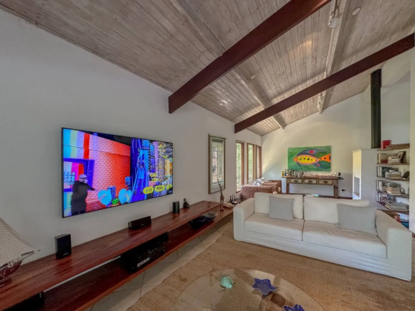 Casa Pé na Areia a venda | Praia Dura | Ubatuba – SP