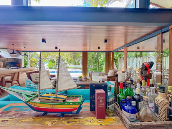Casa de Condomínio Luxo Pé na Areia a venda | Praia do Pulso | Ubatuba | SP