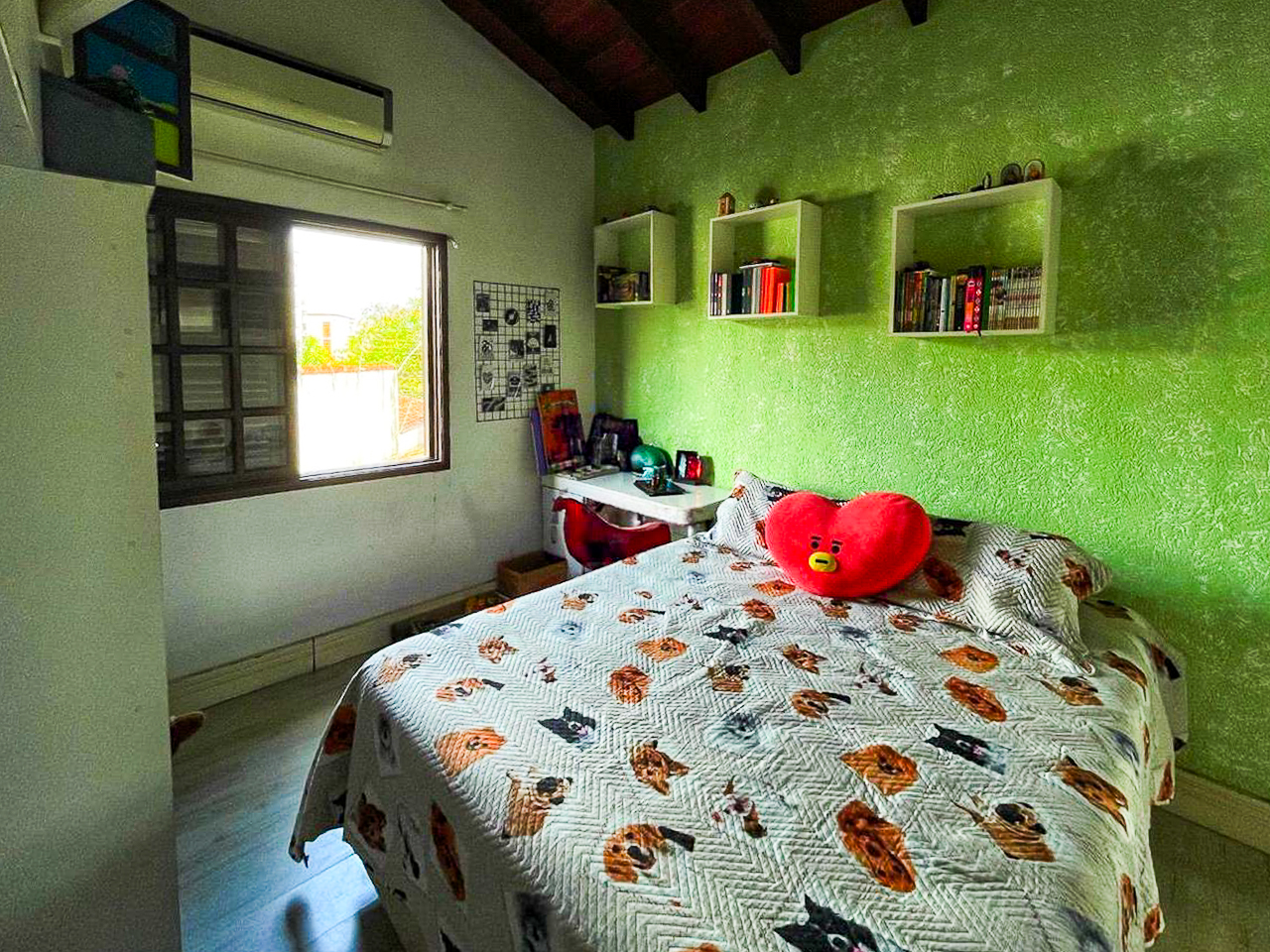 Casa de Alto Padrão com 3 Suítes e Piscina no Jardim Primavera em Caraguatatuba