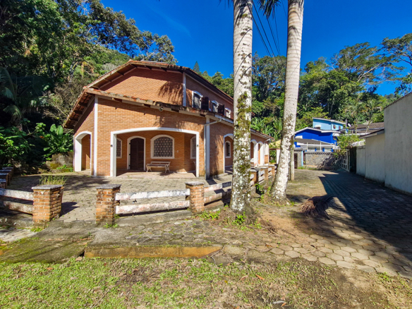 Casa na Praia das Galhetas com 7 quartos, em Tabatinga/Ubatuba com 380m²