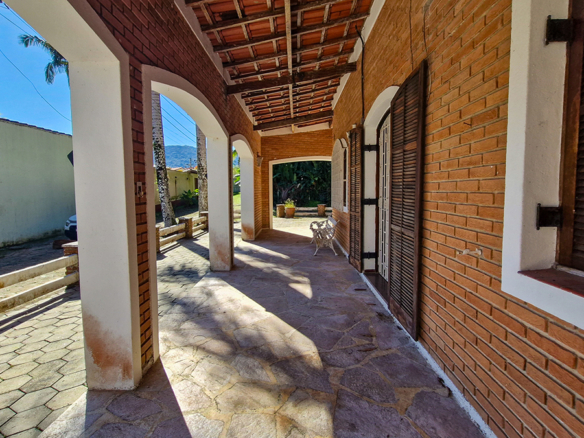 Casa na Praia das Galhetas com 7 quartos, em Tabatinga/Ubatuba com 380m²