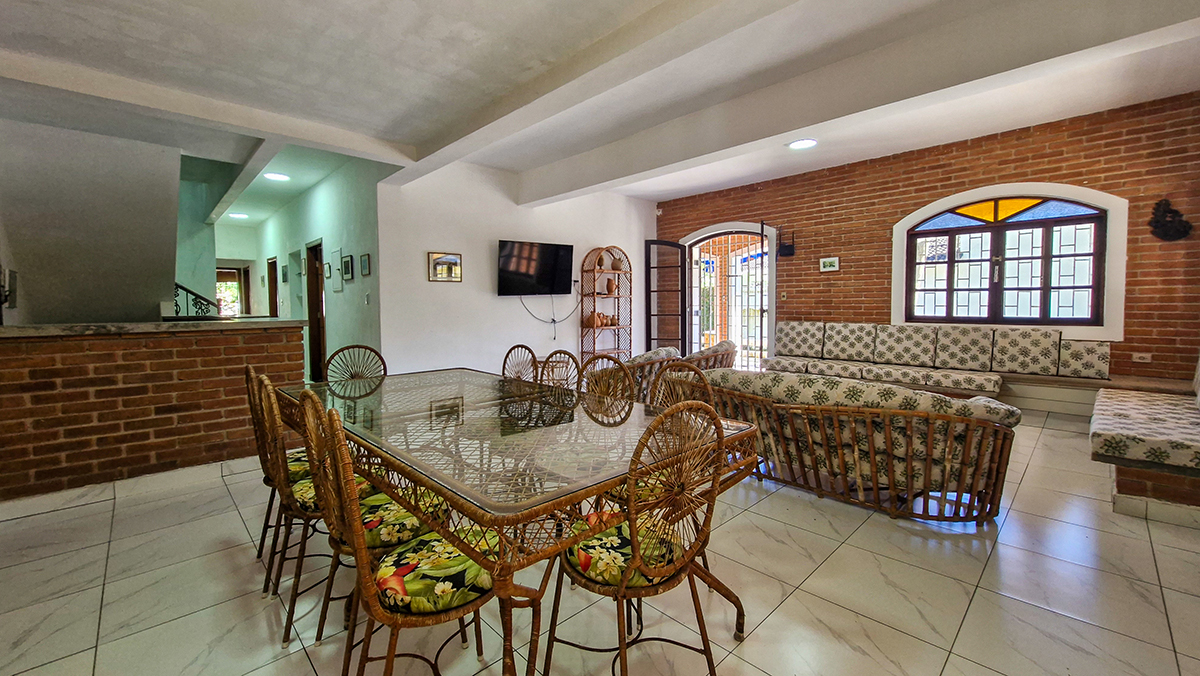 Casa na Praia das Galhetas com 7 quartos, em Tabatinga/Ubatuba com 380m²
