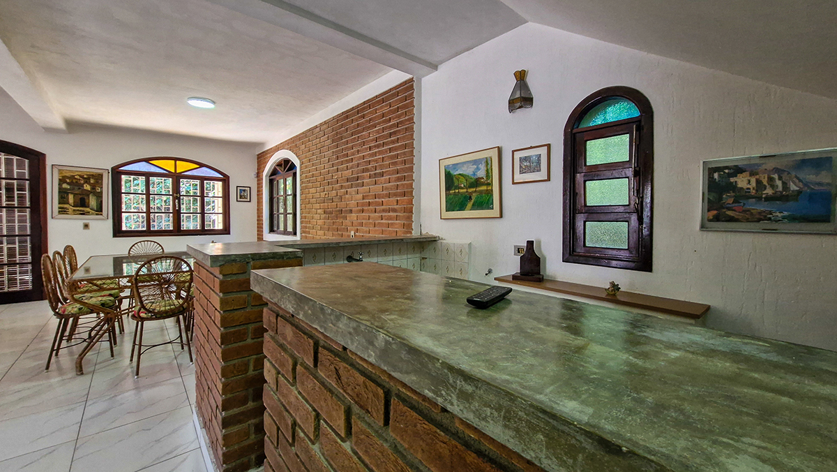 Casa na Praia das Galhetas com 7 quartos, em Tabatinga/Ubatuba com 380m²