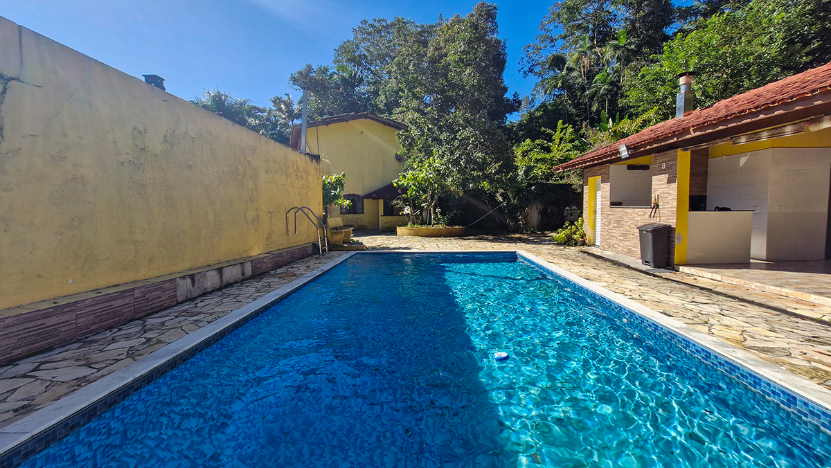 Casa na Praia das Galhetas com 7 quartos, em Tabatinga/Ubatuba com 380m²