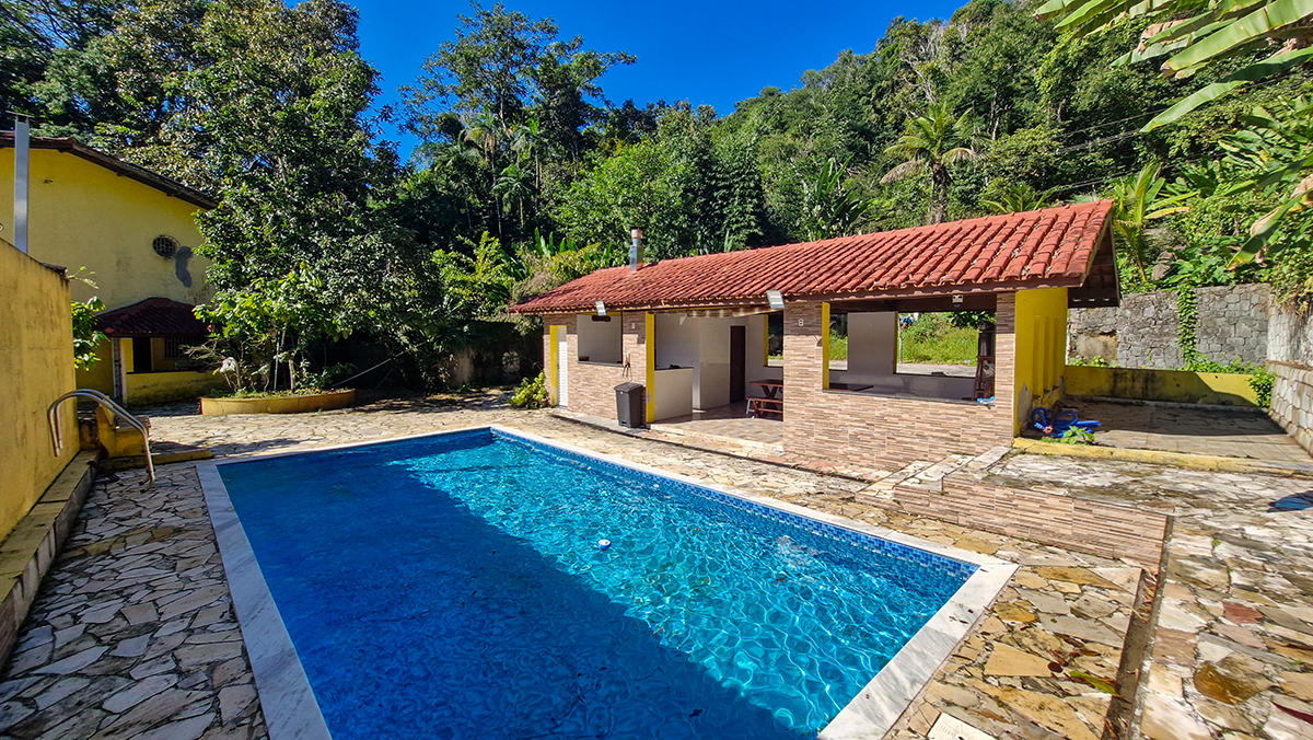 Casa na Praia das Galhetas com 7 quartos, em Tabatinga/Ubatuba com 380m²