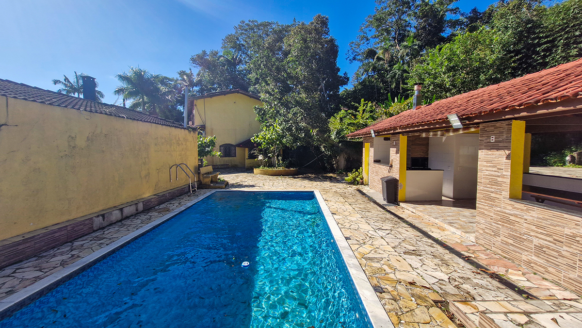 Casa na Praia das Galhetas com 7 quartos, em Tabatinga/Ubatuba com 380m²