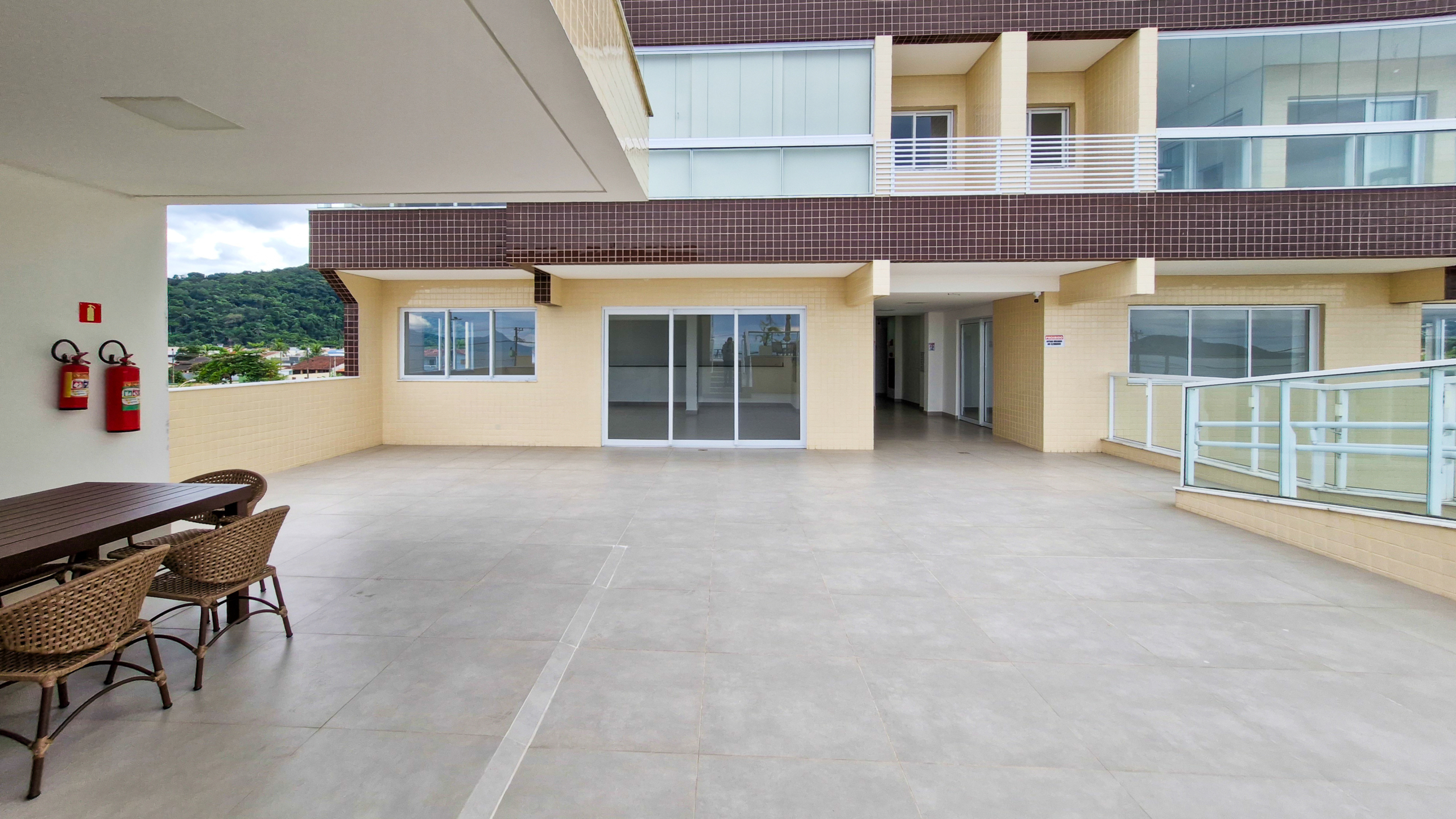 Apartamento Frente Mar à Venda na Praia de Massaguaçu – Caraguatatuba/SP