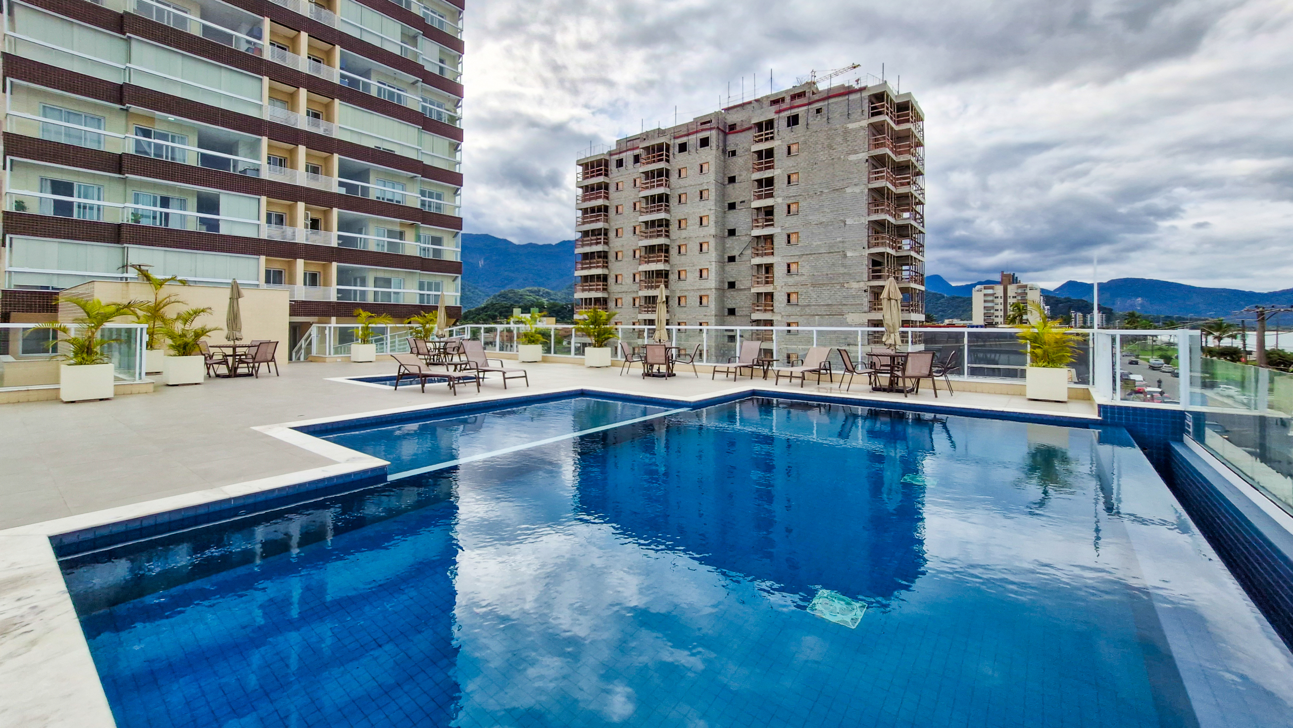 Apartamento Frente Mar à Venda na Praia de Massaguaçu – Caraguatatuba/SP