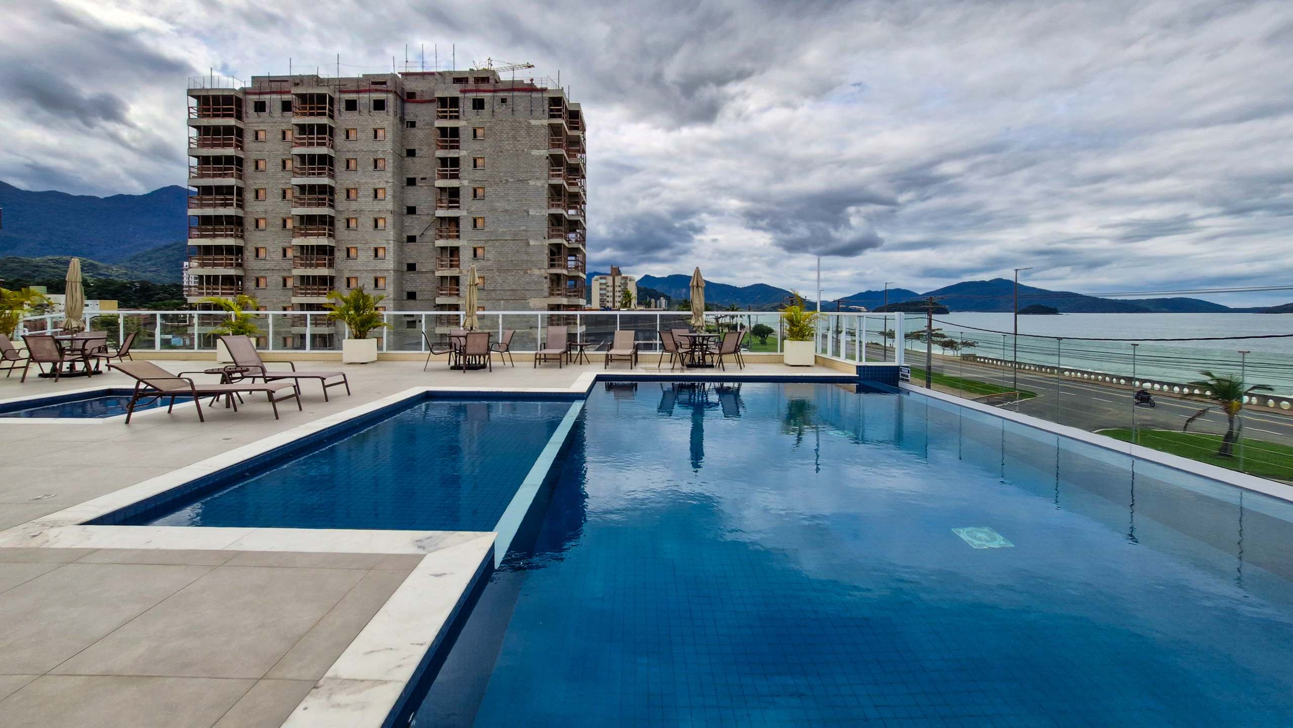Apartamento Frente Mar à Venda na Praia de Massaguaçu – Caraguatatuba/SP